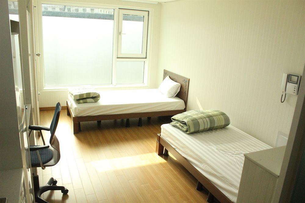 הוסטל Guri Phil House מראה חיצוני תמונה