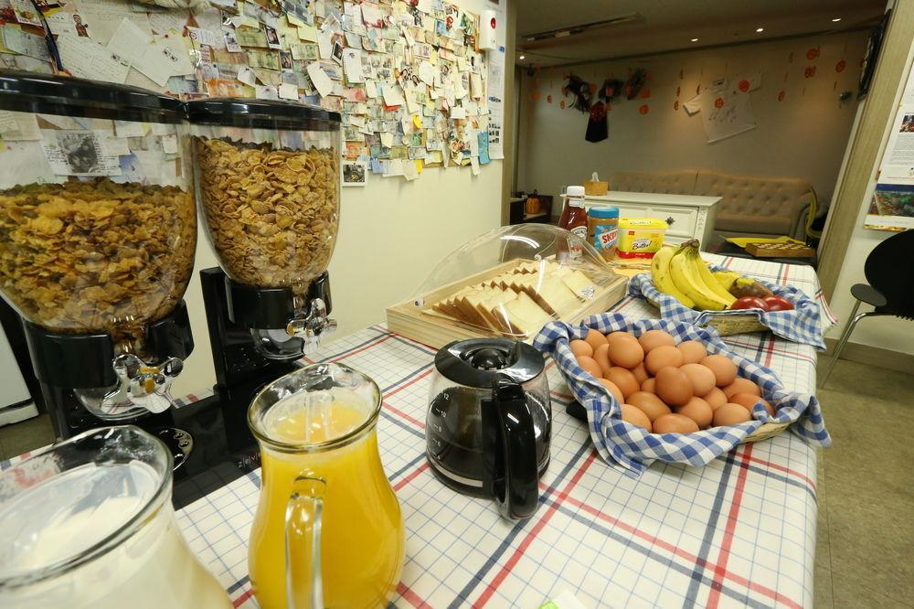 הוסטל Guri Phil House מראה חיצוני תמונה