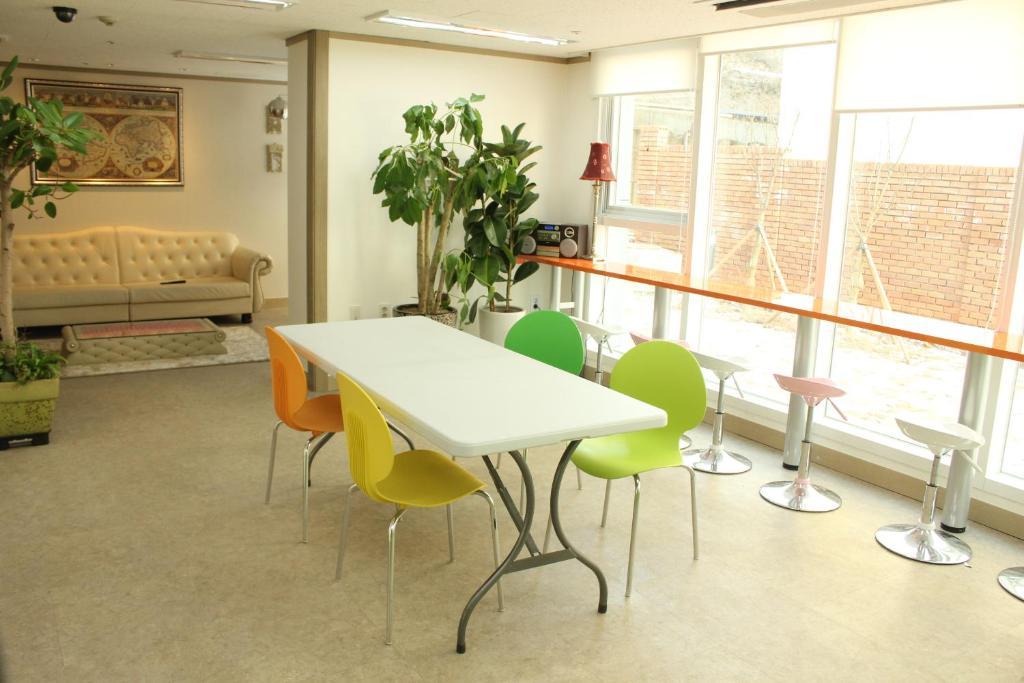 הוסטל Guri Phil House מראה חיצוני תמונה
